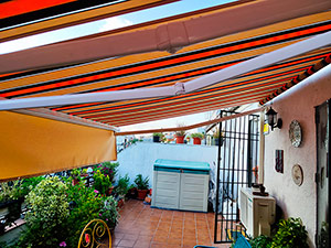Toldos en Torrejón de Velasco.